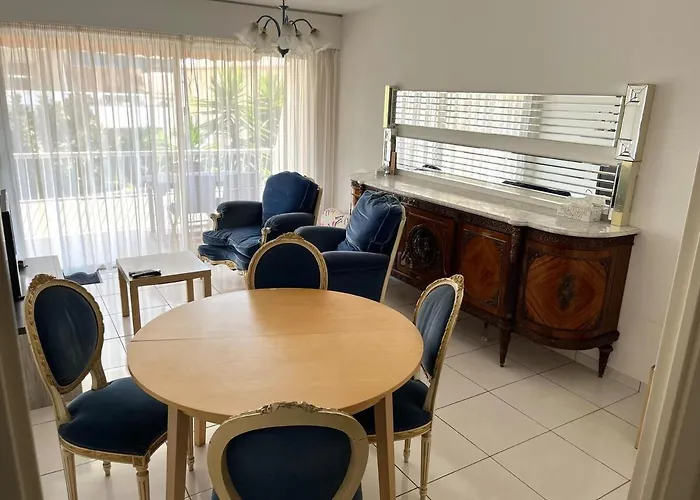 Daire Charming 2-room Near With Terrace Cagnes-sur-Mer